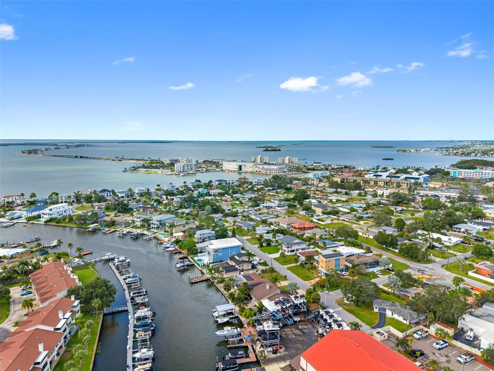 BAYWOOD SHORES - Residential