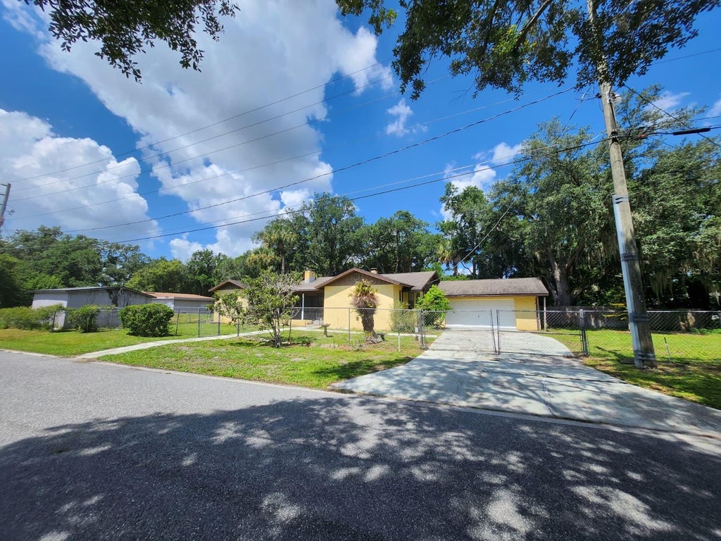 Photo of 1840 Jerry Avenue, Sanford, FL 32771 (MLS # O6419982)