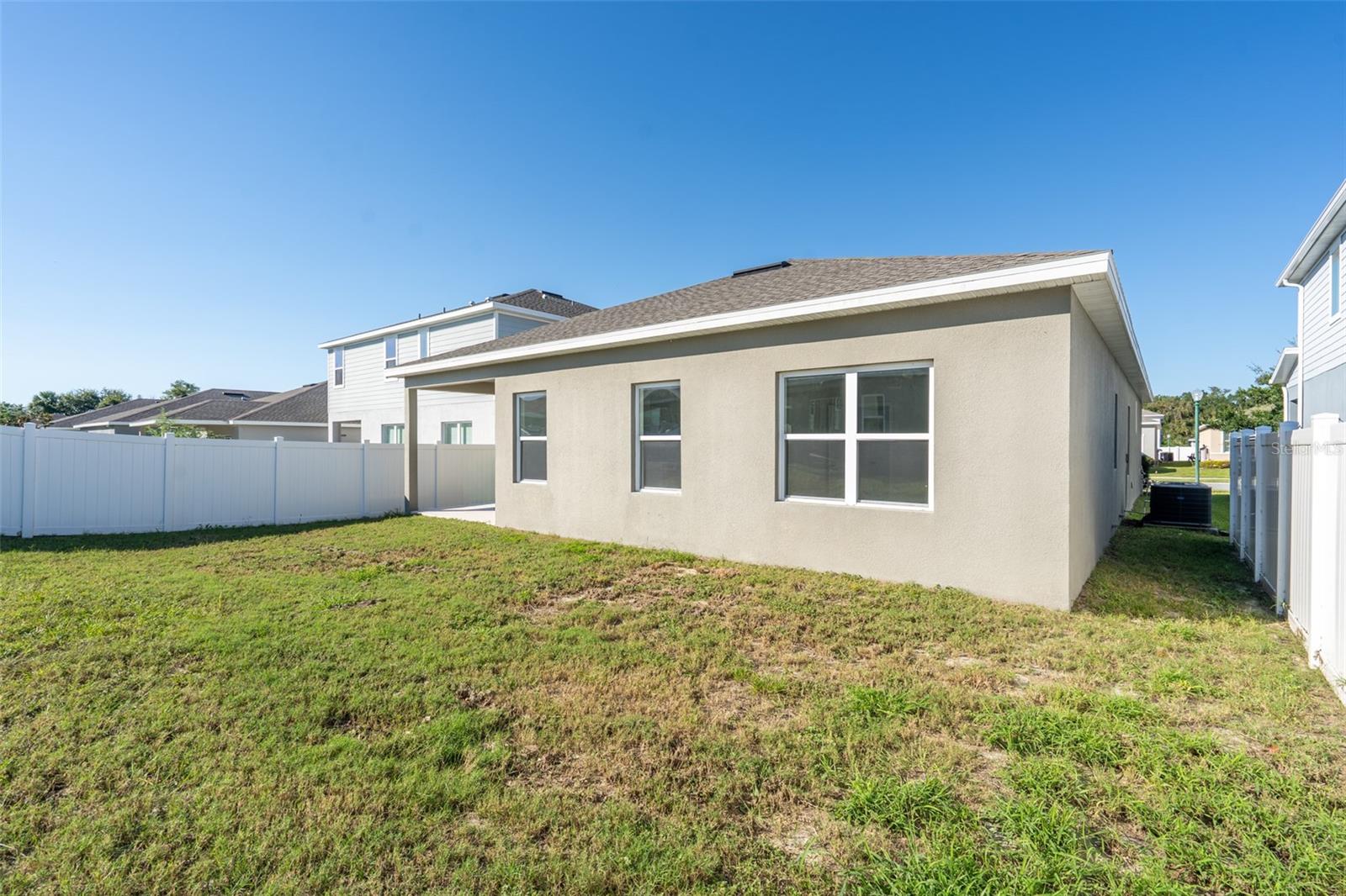 DORA LANDINGS - Residential