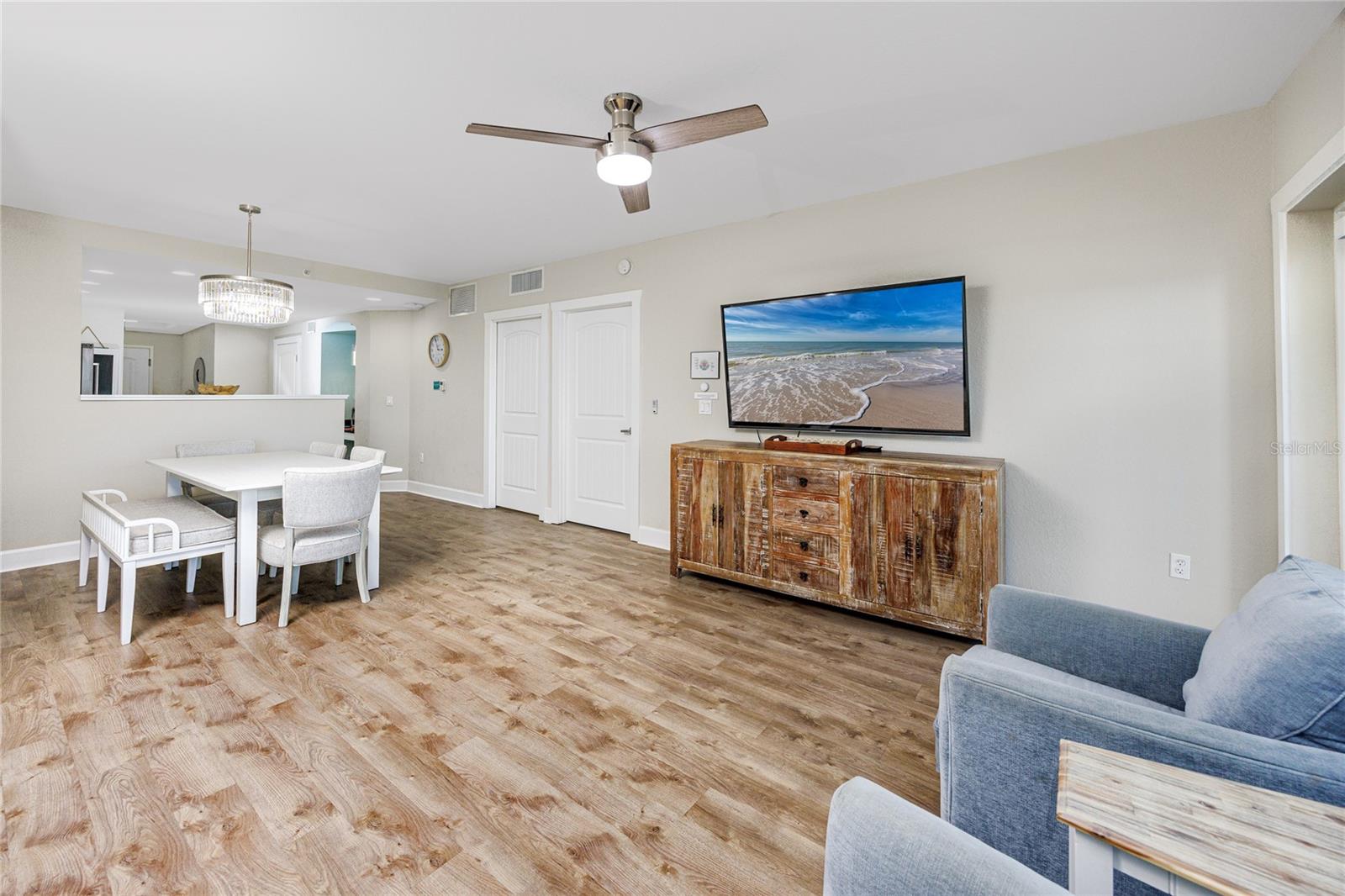 HARBOURSIDE AT MARKER 33 VACATION CONDO - Residential