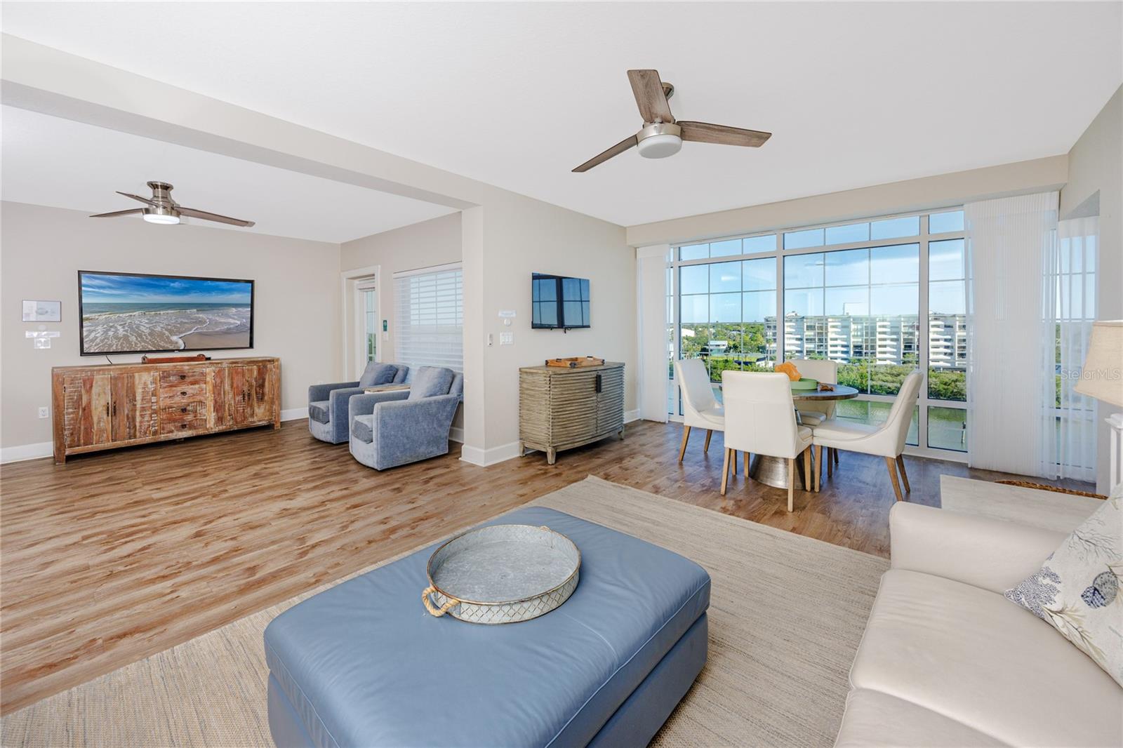HARBOURSIDE AT MARKER 33 VACATION CONDO - Residential