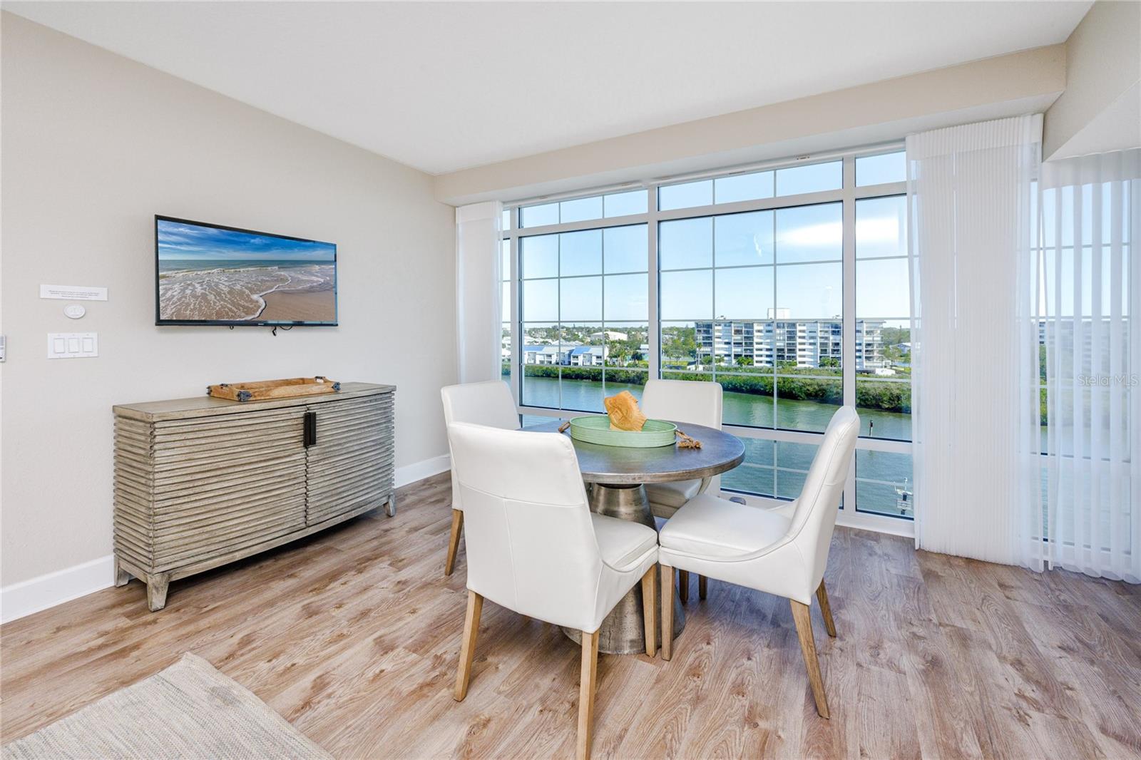 HARBOURSIDE AT MARKER 33 VACATION CONDO - Residential