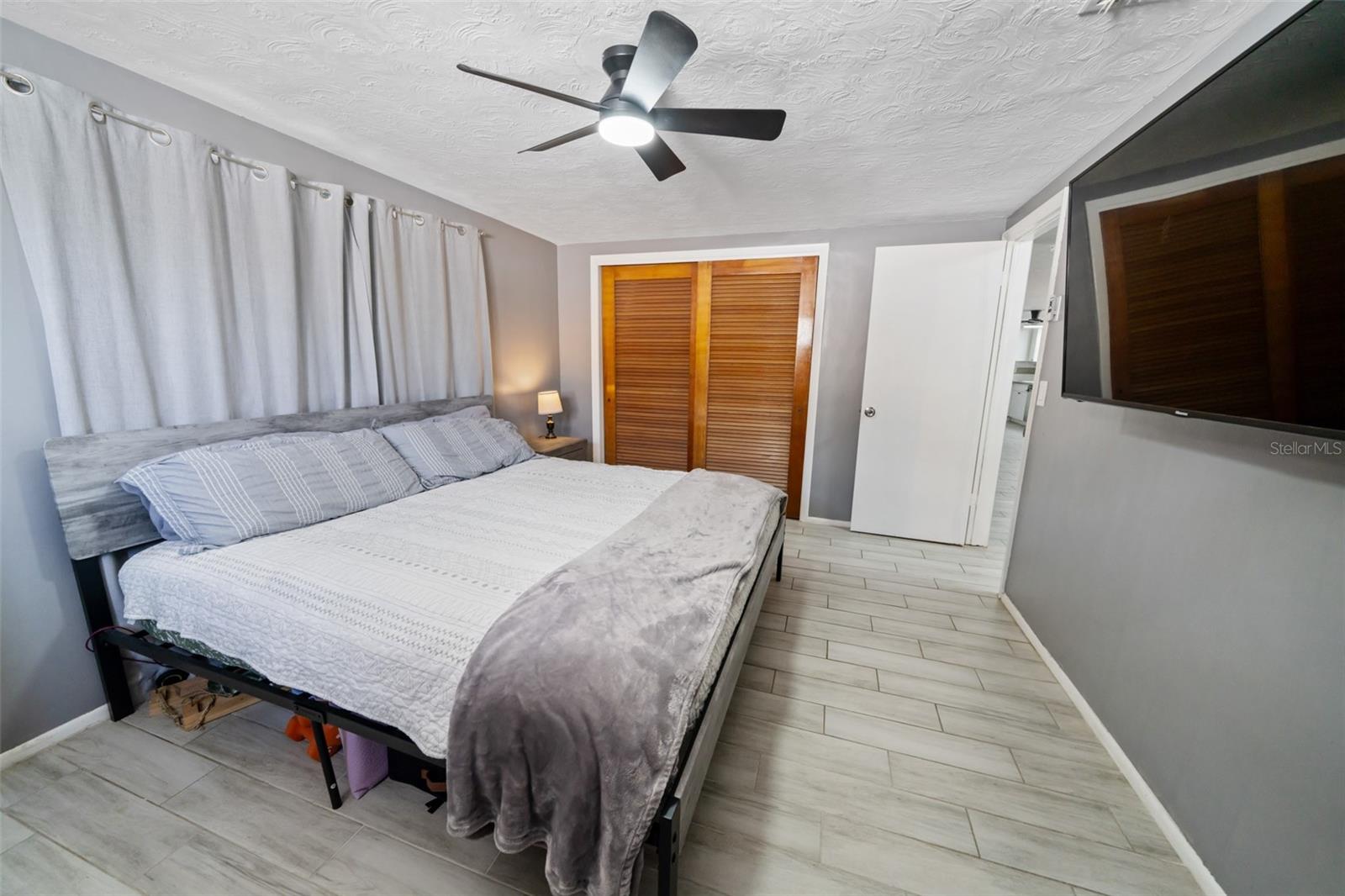 TAHITIAN HOMES - Residential