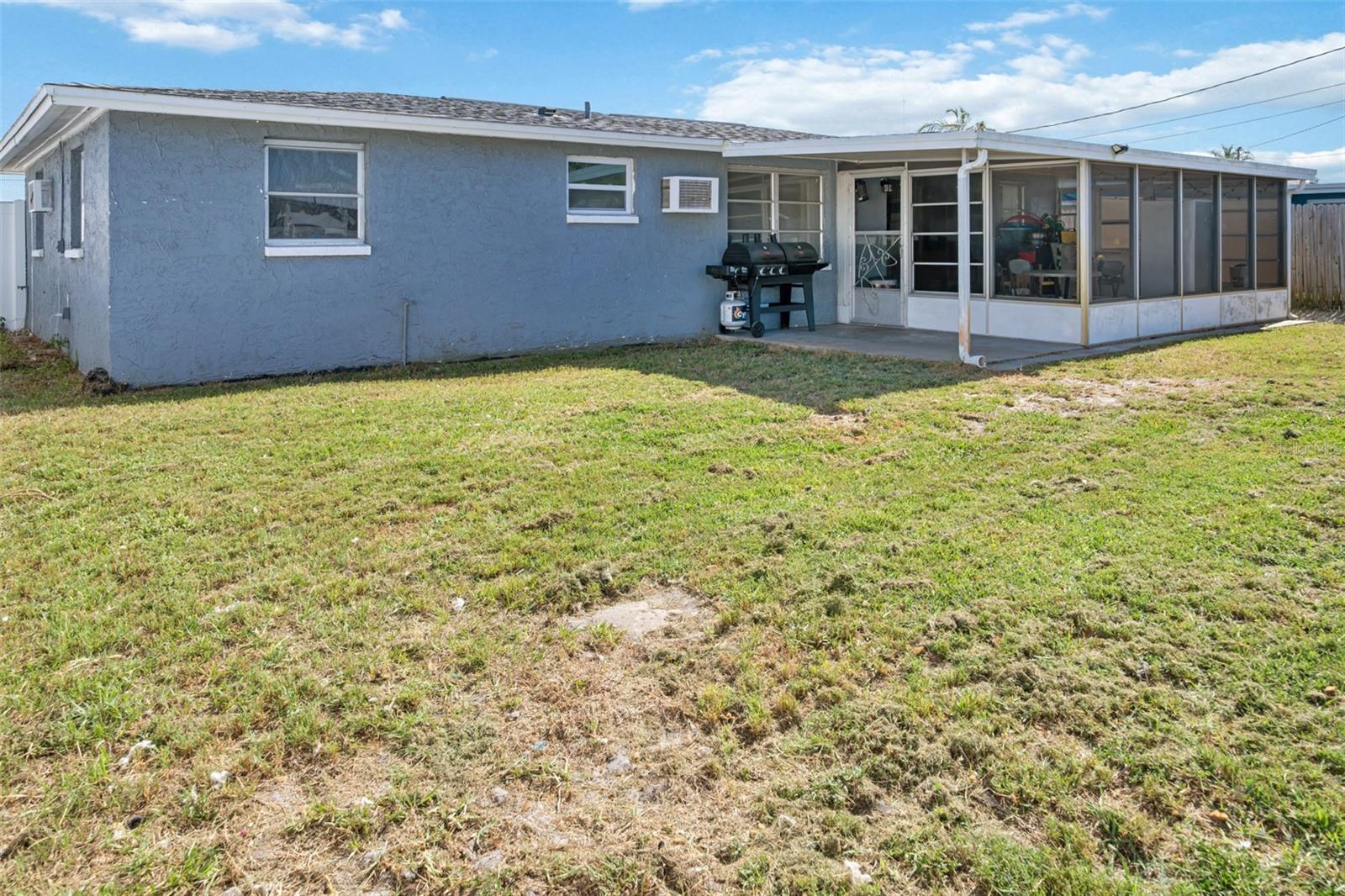 TAHITIAN HOMES - Residential