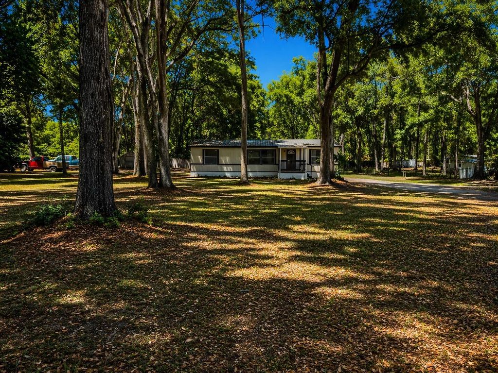 Photo of 2414 NW 121st Avenue, Gainesville, FL 32609 (MLS # GC539598)