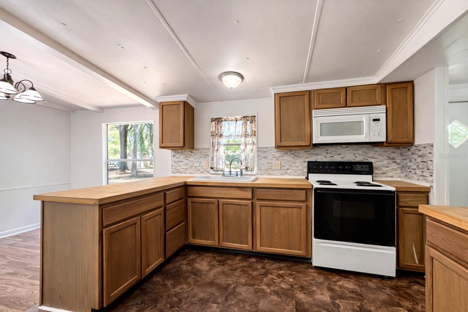 SEMINOLE WOODS - Residential