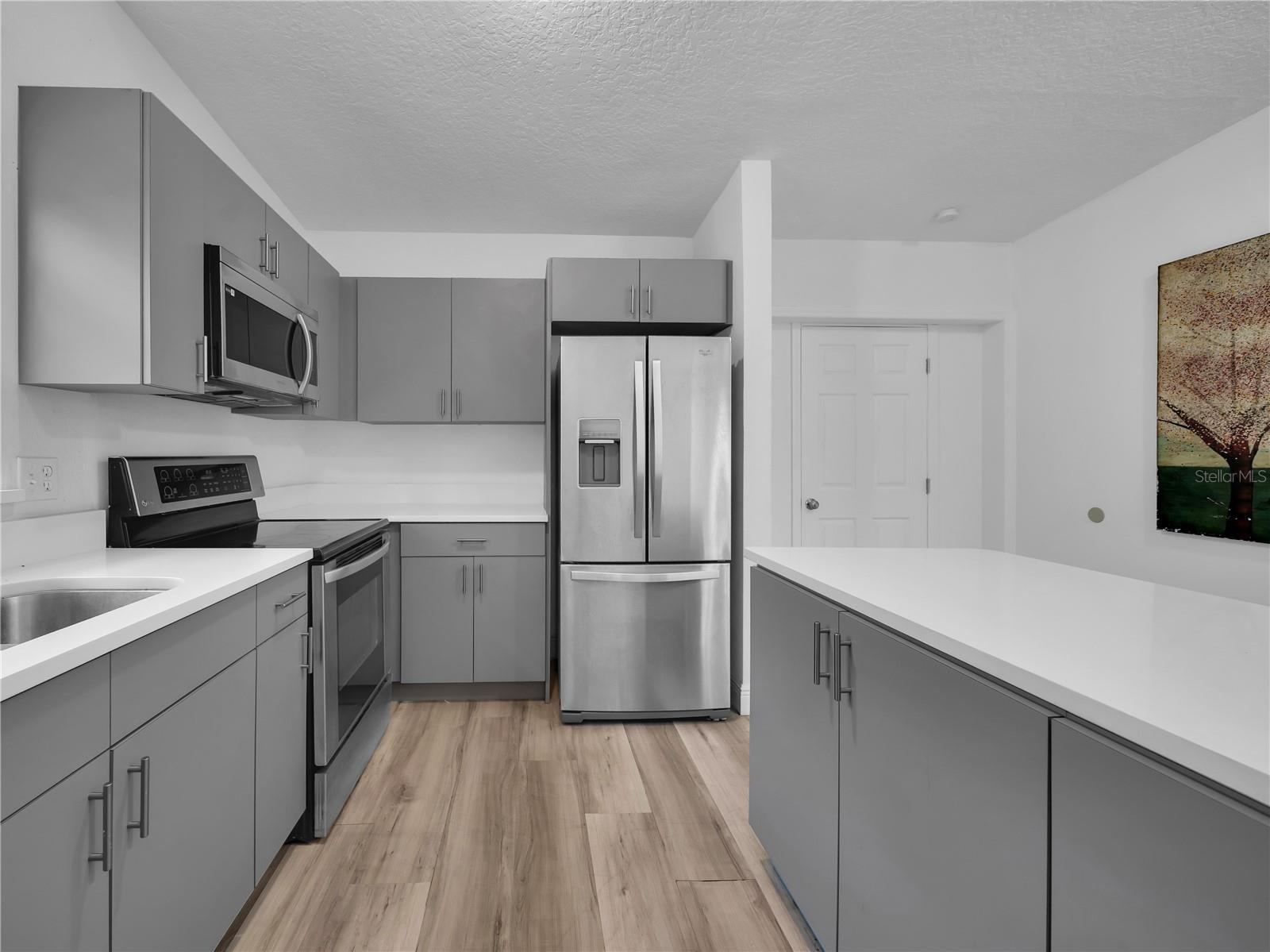 AZALEA PARK SEC 03 - Residential Lease