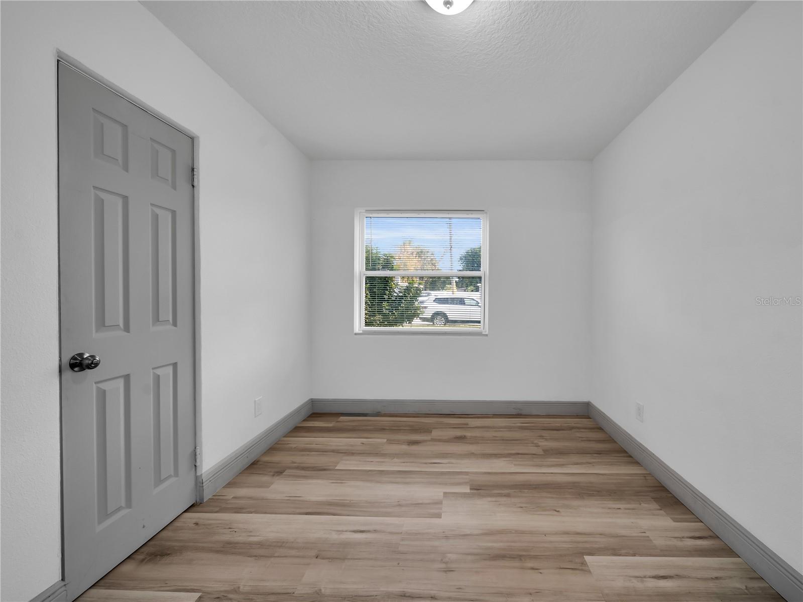 AZALEA PARK SEC 03 - Residential Lease