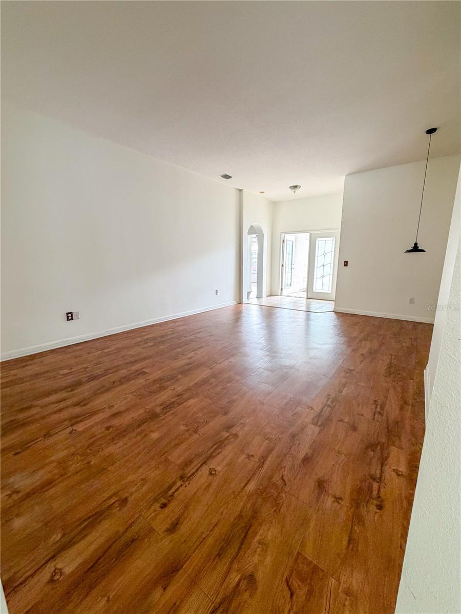 3229 DUNSTABLE DRIVE