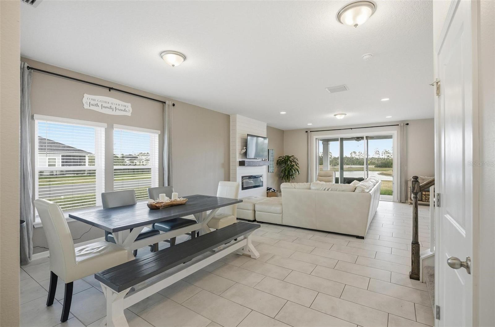 GRAND LNDGS PH 4 - Residential