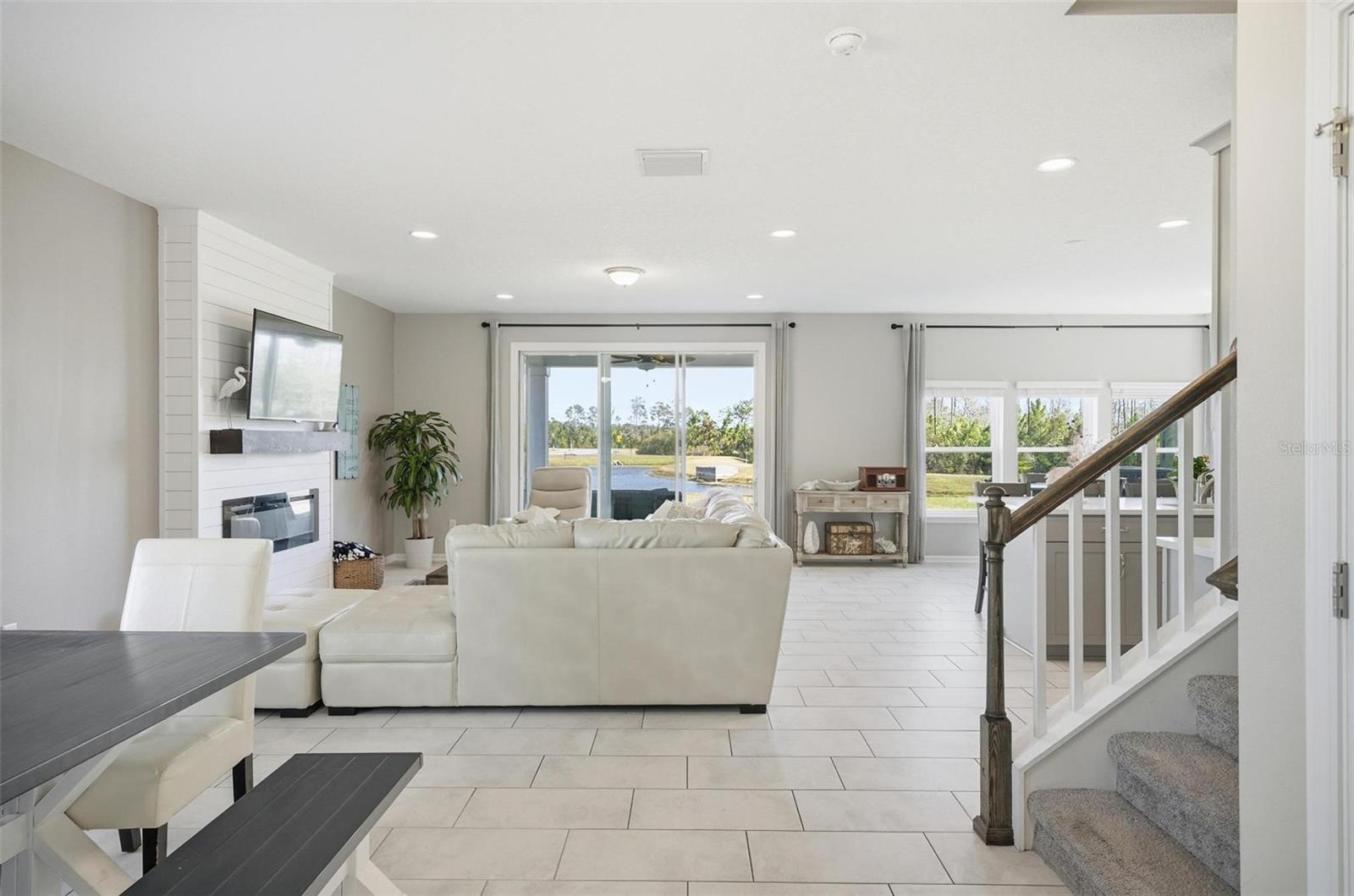 GRAND LNDGS PH 4 - Residential