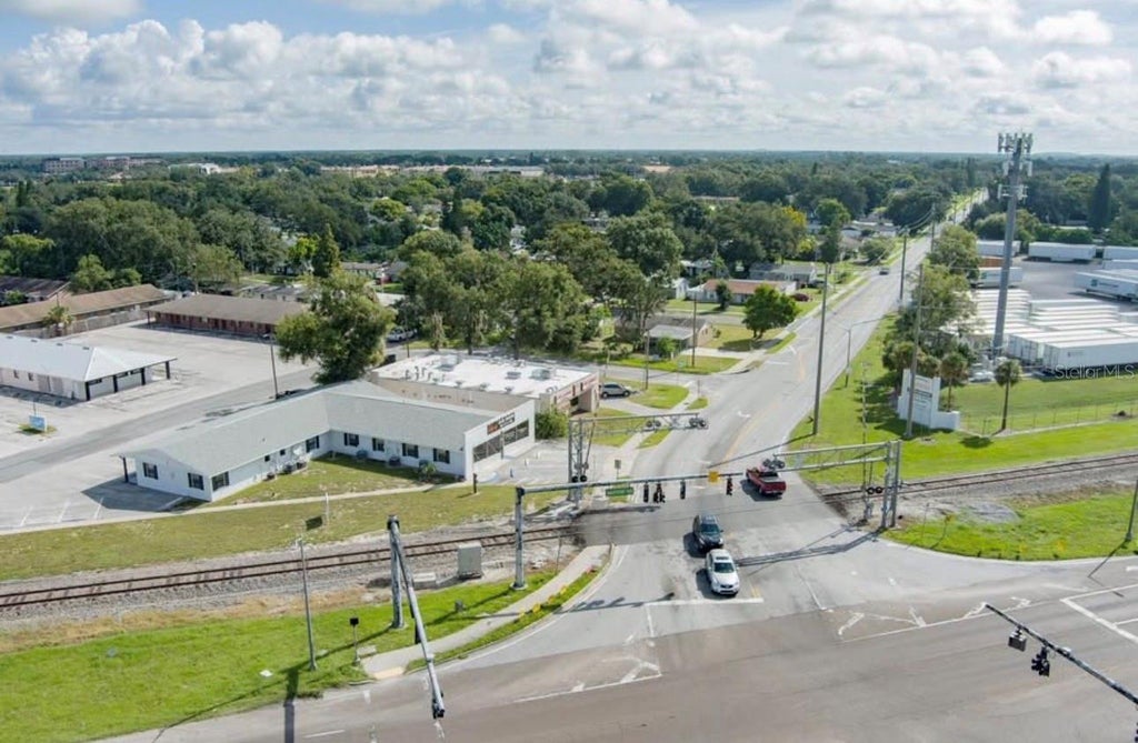 Photo of 1517 Commercial Park Drive, Lakeland, FL 33801 (MLS # O6443328)