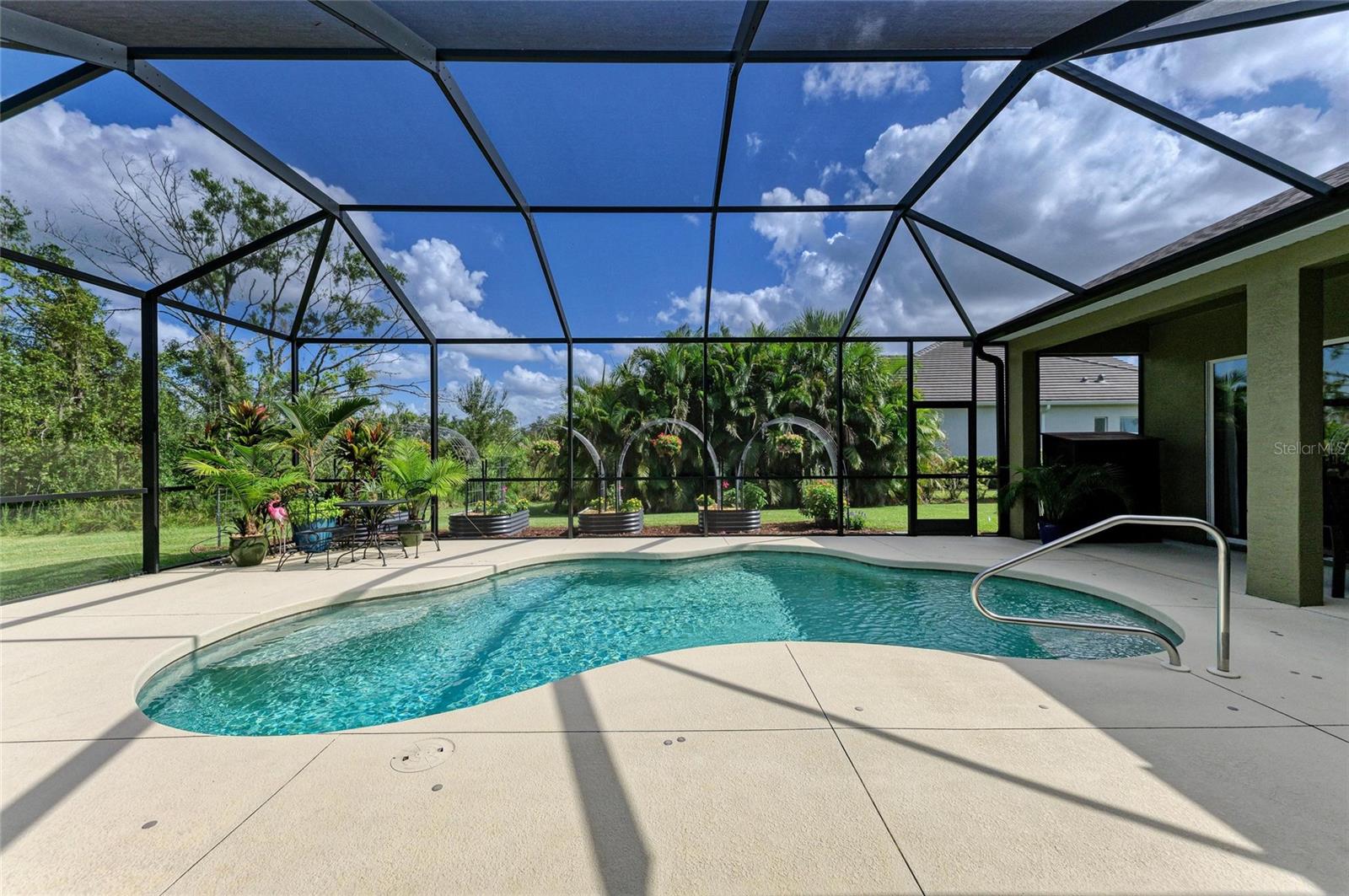 TWIN RIVERS PH IV - Residential