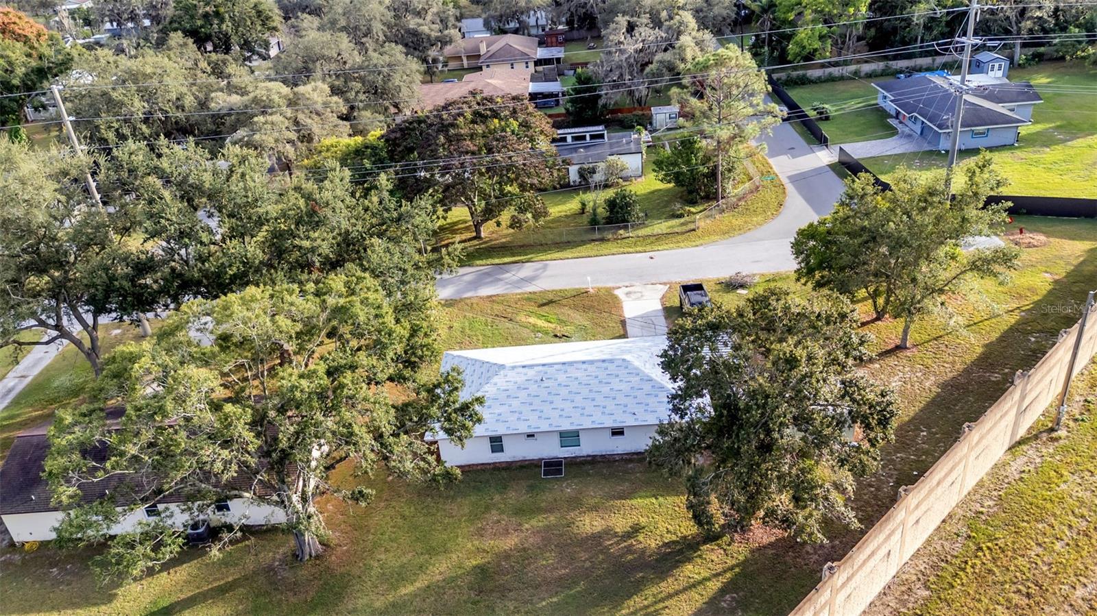 LAKEWOOD KNOLL - Residential