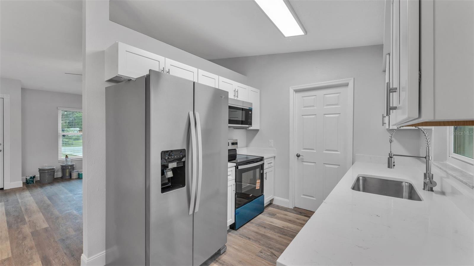 LAKEWOOD KNOLL - Residential