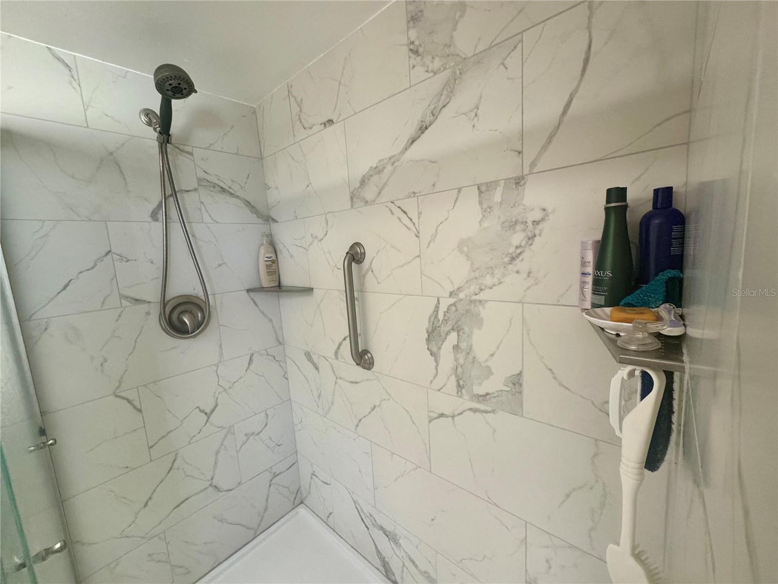 HIGHLAND LAKES - Residential