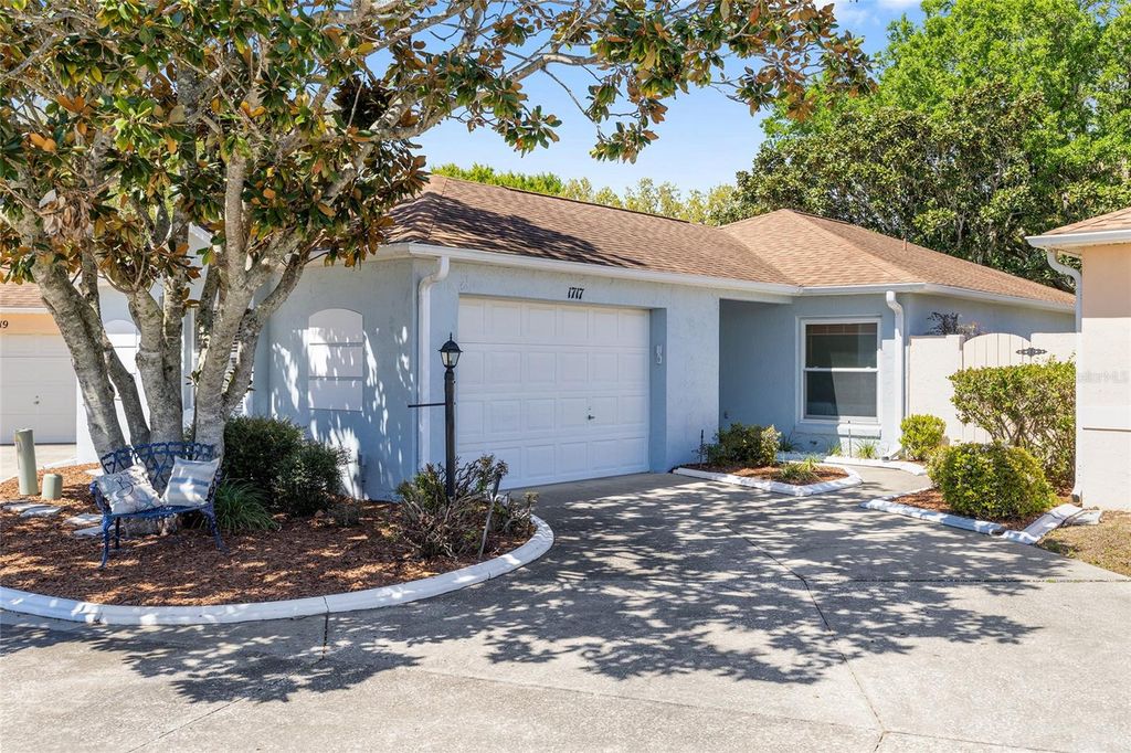 Photo of 1717 Francisco Street, Lady Lake, FL 32159 (MLS # G5109593)