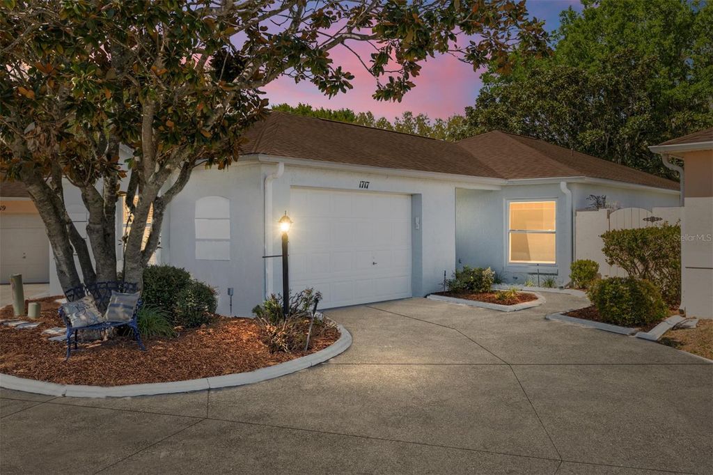 Photo of 1717 Francisco Street, Lady Lake, FL 32159 (MLS # G5109593)