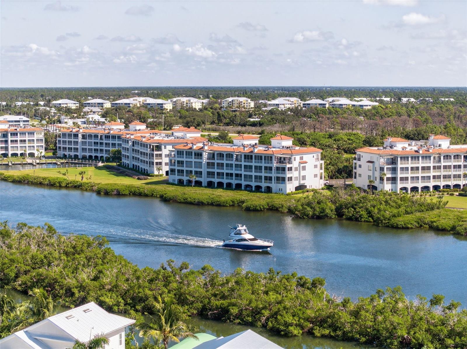 HACIENDA DEL MAR - Residential