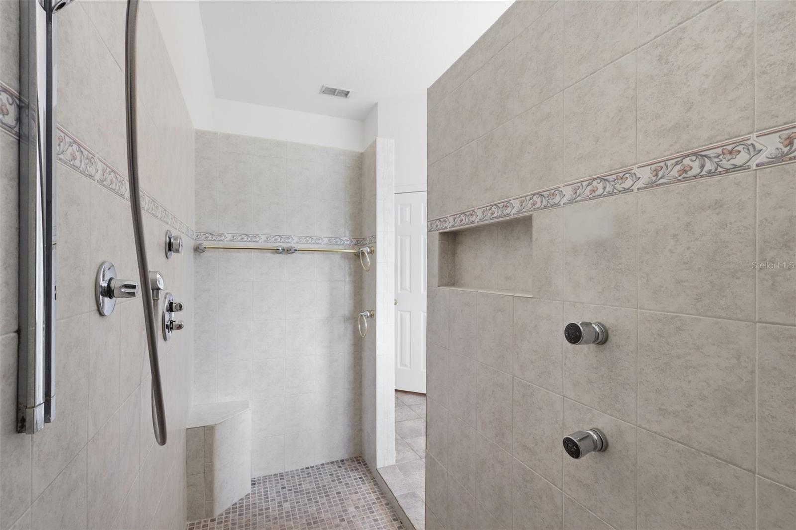WESTFIELD LAKES - Residential