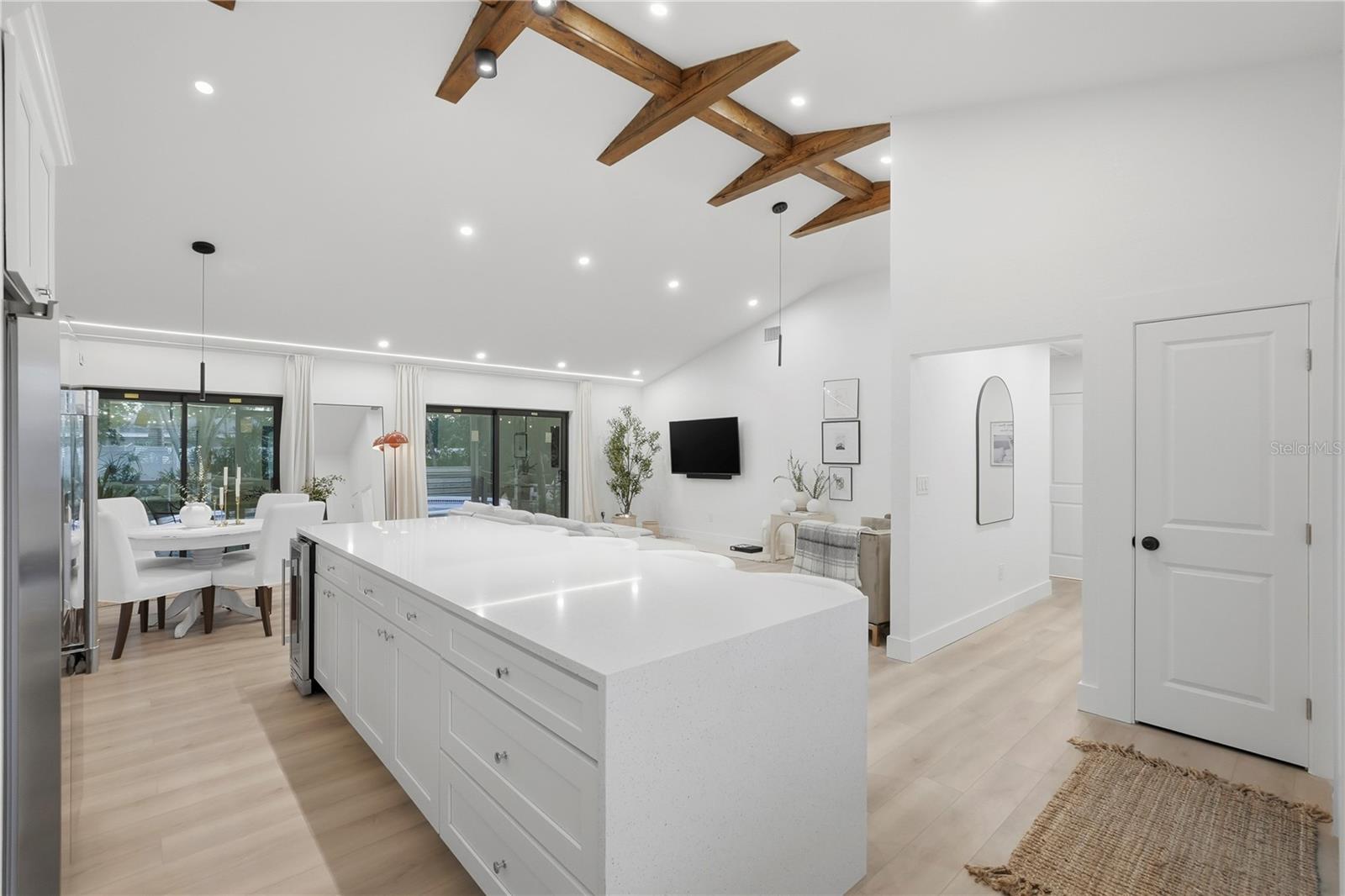 2846 PINELLAS POINT DRIVE S