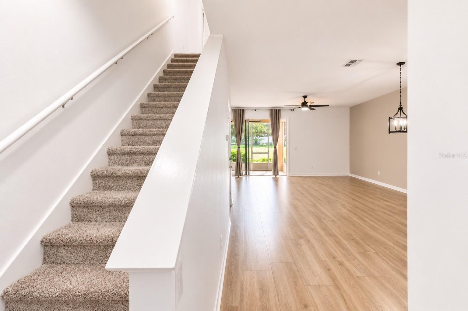 1636 W SPRING MEADOW LOOP