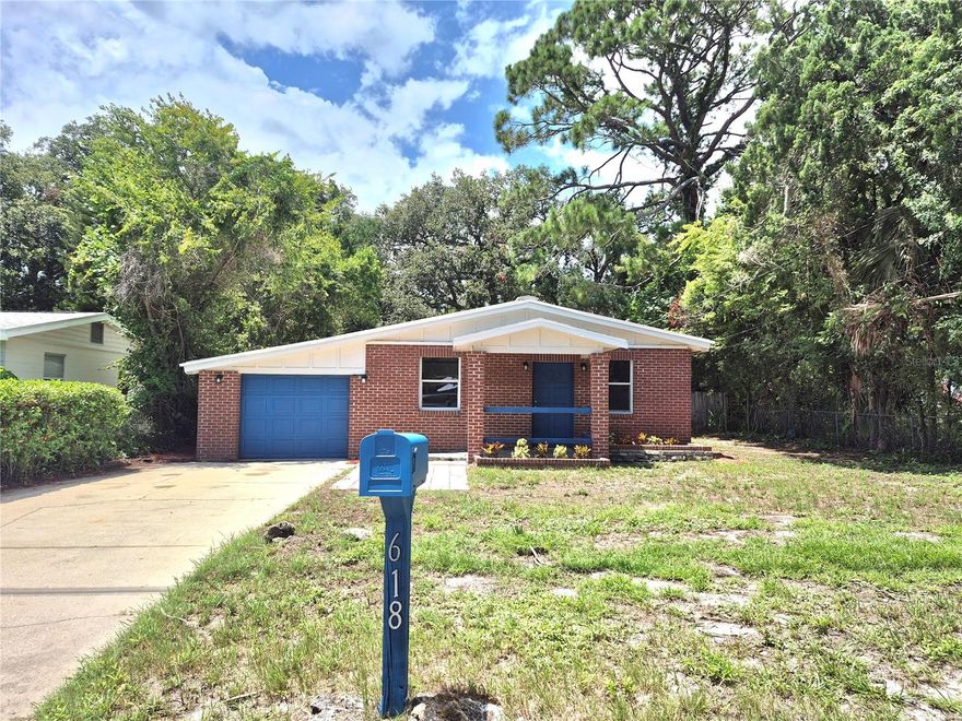 One or more photo(s) has been virtually staged. Cozy home of approximately 1300 Sqf featuring 2 bedrooms, 1 bathroom, and a renovated open floor plan. Modern kitchen with stainless steel appliances. Covered garage for one vehicle and a spacious covered backyard, perfect for outdoor enjoyment. Located in South Daytona, just 5 minutes from the beach and close to Daytona Beach attractions, airports, shopping malls, hotels, and supermarkets. Ideal for a vacation getaway or as an investment property with great short-term rental potential.