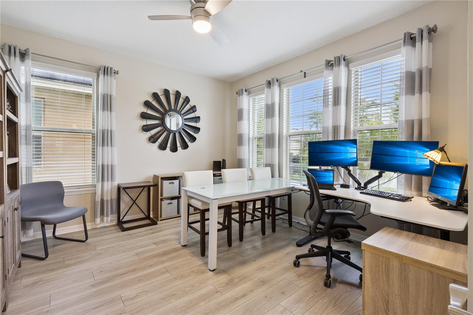 9462 KOMIKA LANE