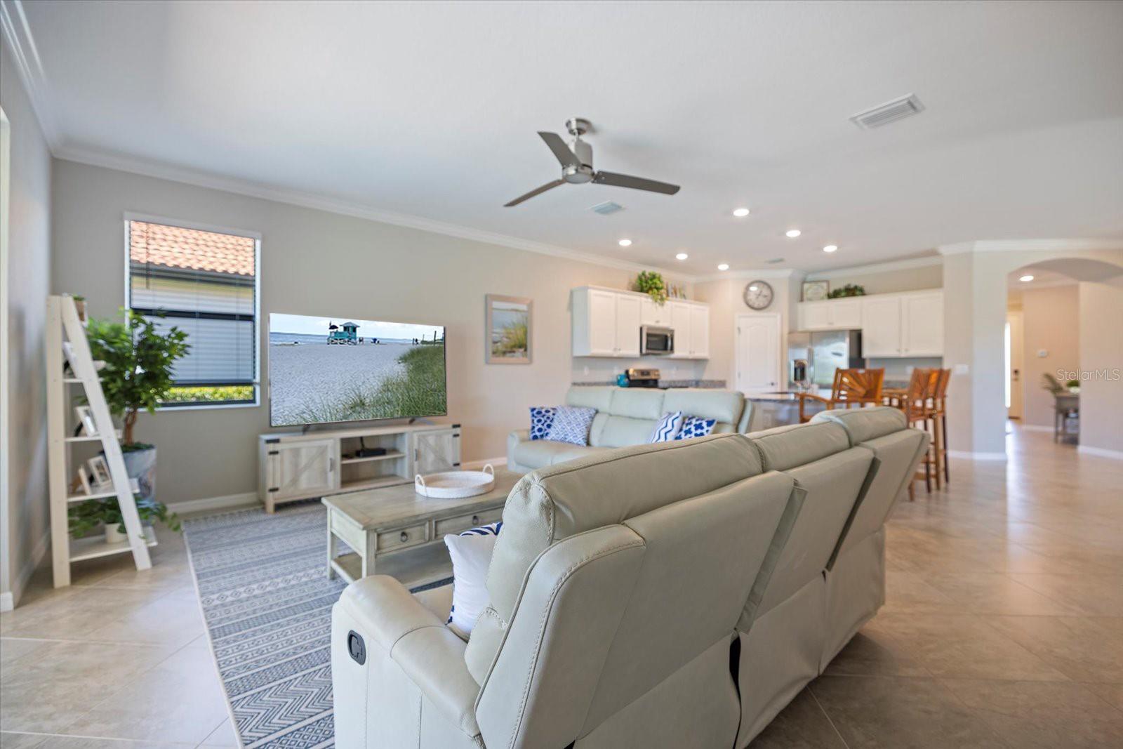 SARASOTA NATIONAL PH 9-A - Residential