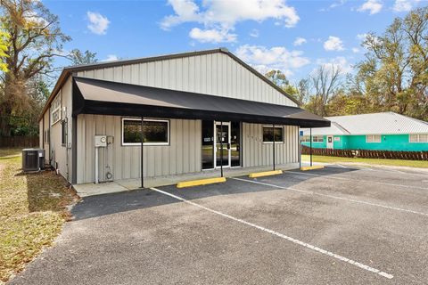 Photo of 1411 NW 23rd Avenue, Chiefland, FL 32626 (MLS # GC534057)