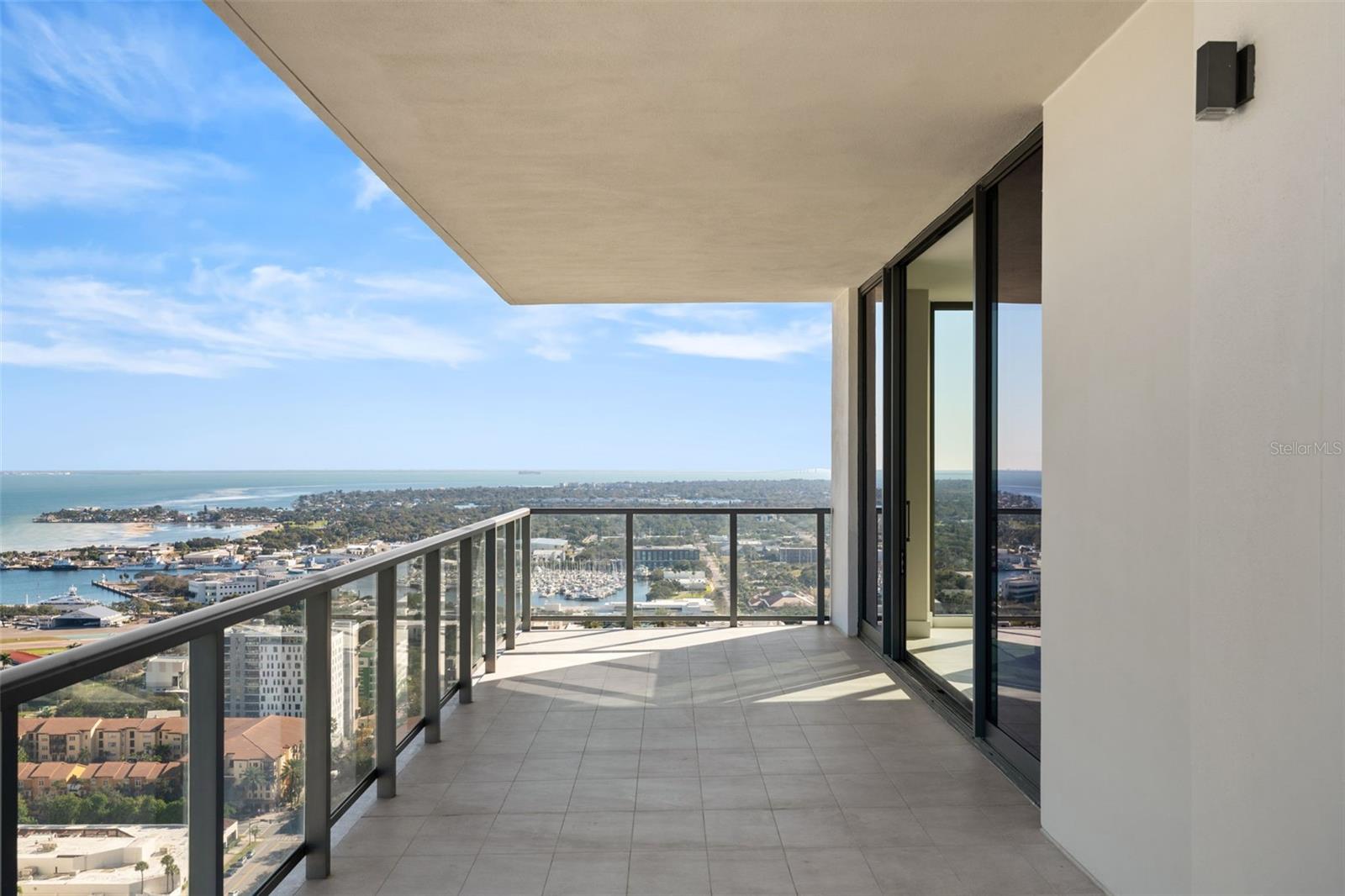 ART HOUSE - Residential