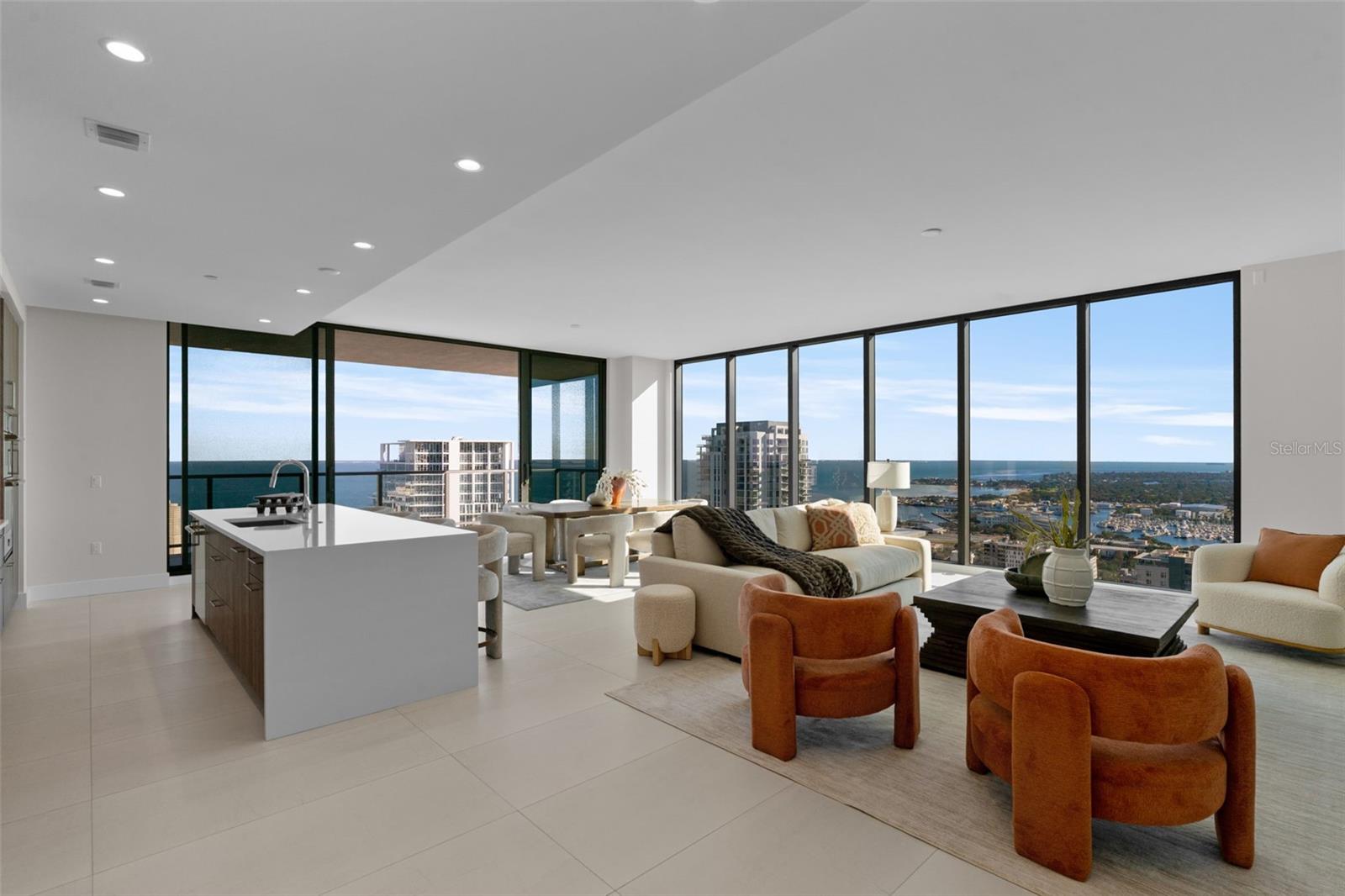 ART HOUSE - Residential