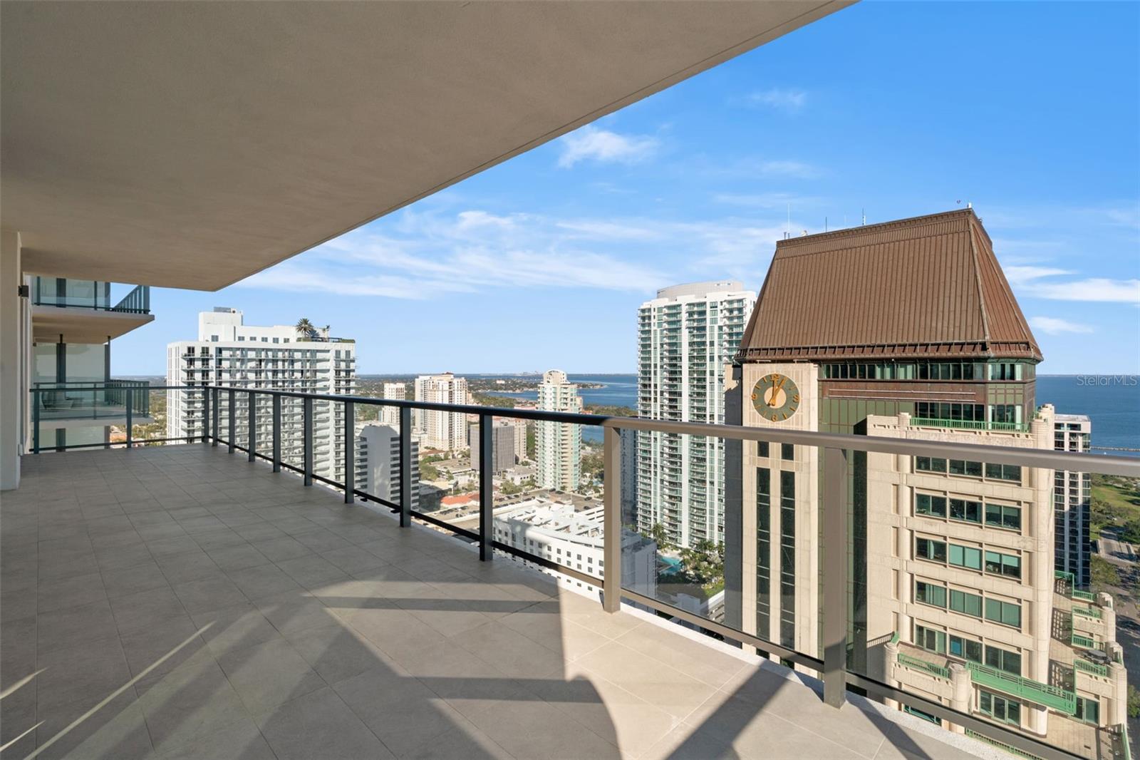 ART HOUSE - Residential