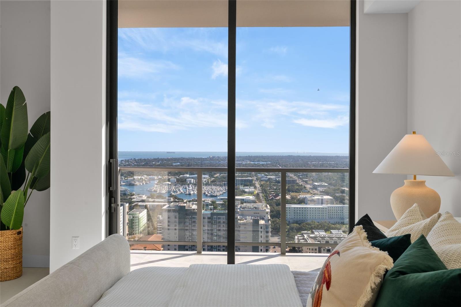 ART HOUSE - Residential