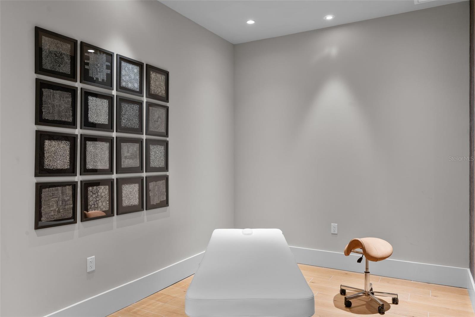 ART HOUSE - Residential