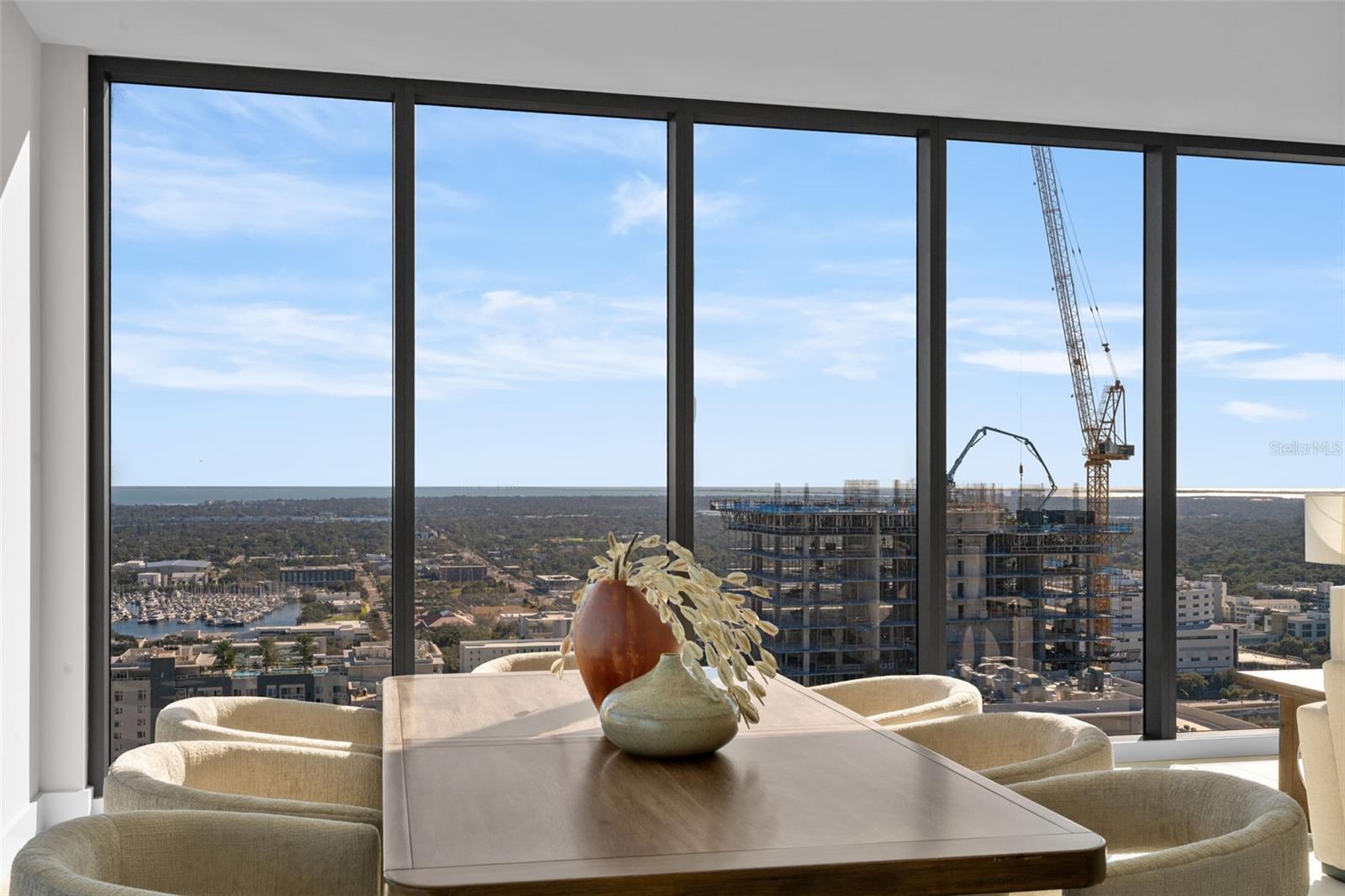 ART HOUSE - Residential