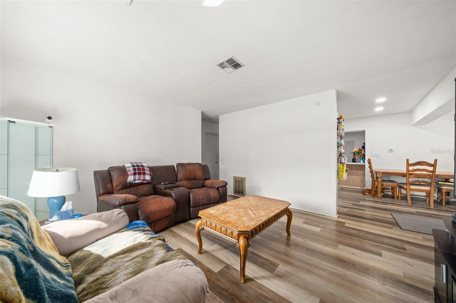 1018 BELLEVUE AVENUE