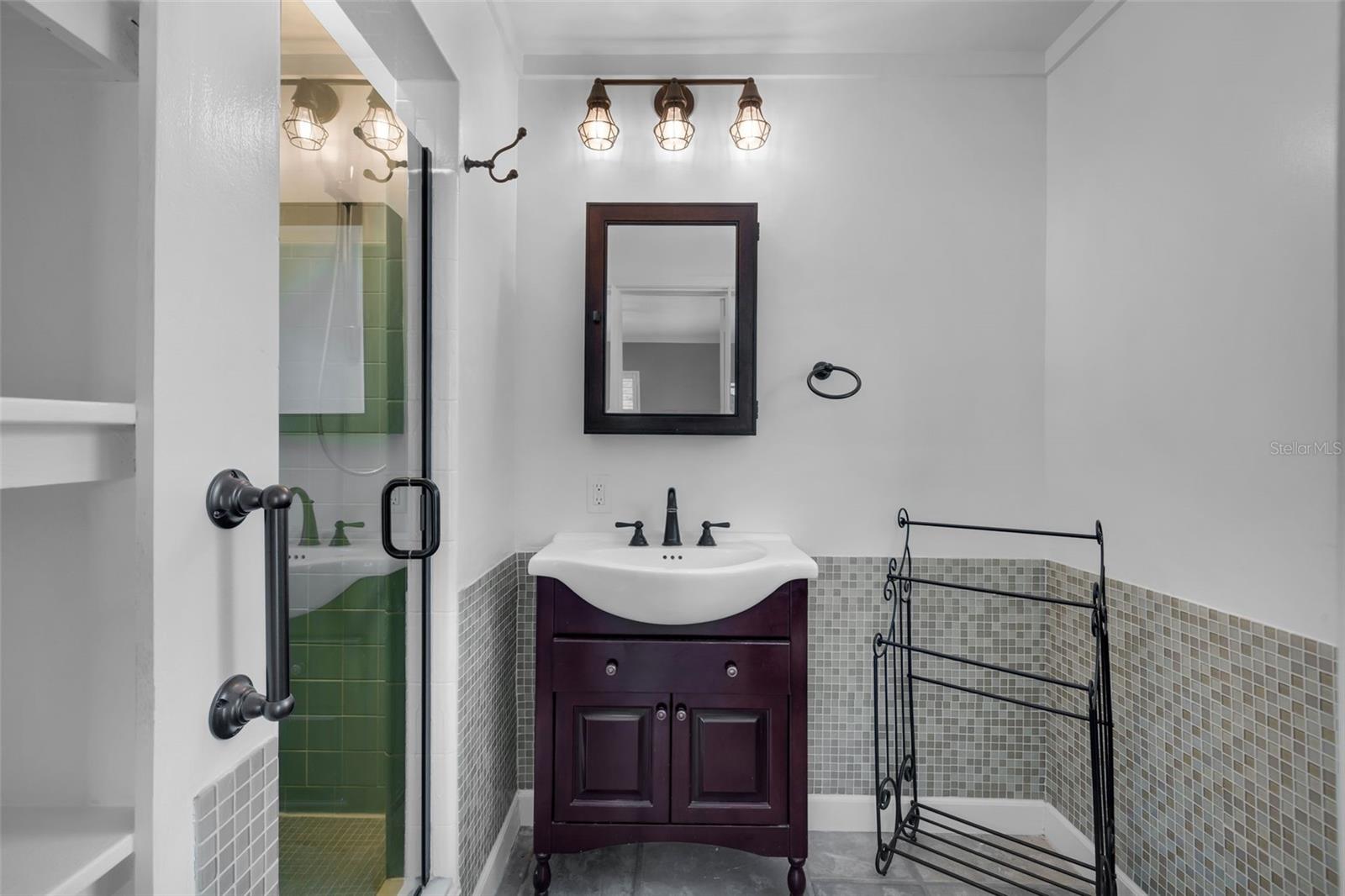 WINDERMERE TOWN - Residential Lease