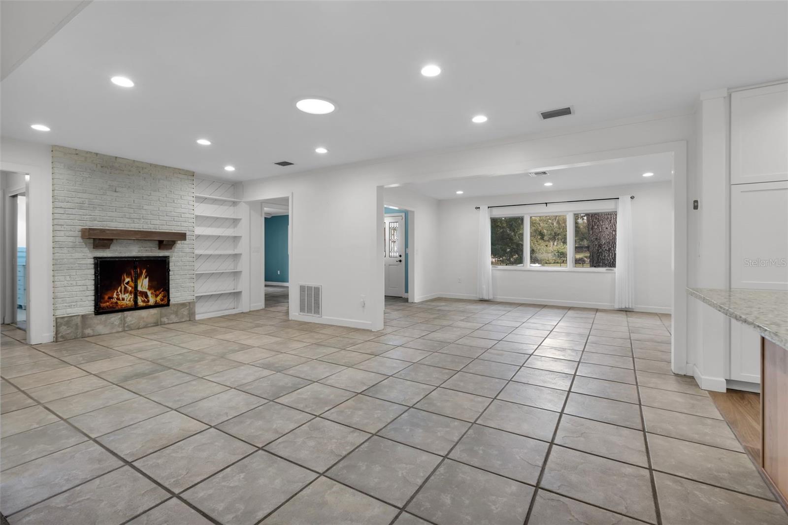 WINDERMERE TOWN - Residential Lease