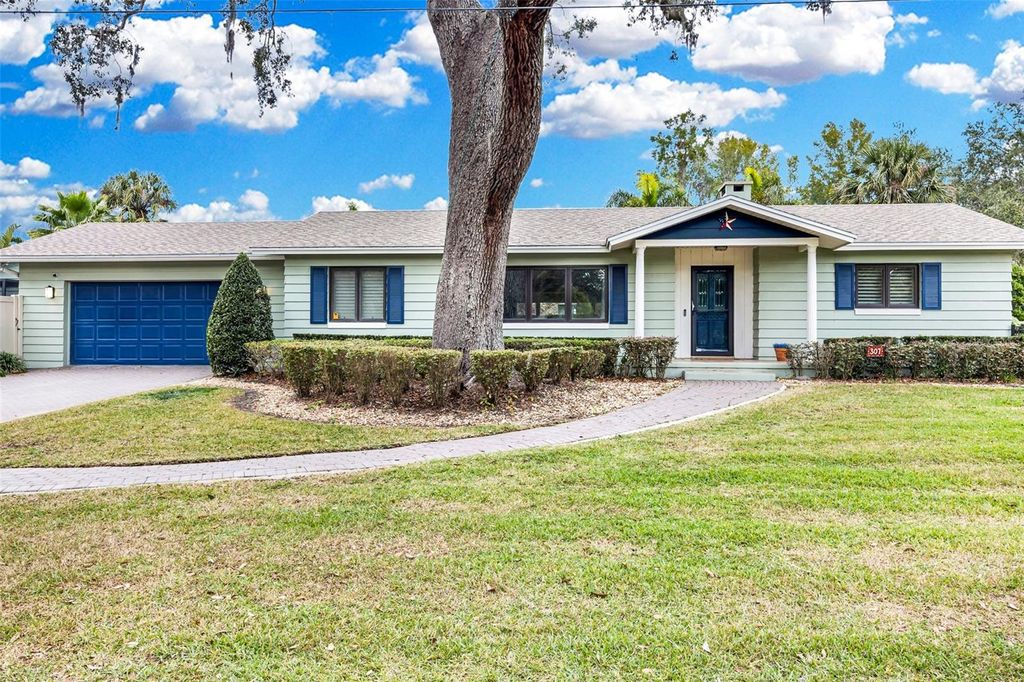 Photo of 307 W 4th Avenue, Windermere, FL 34786 (MLS # O6275058)