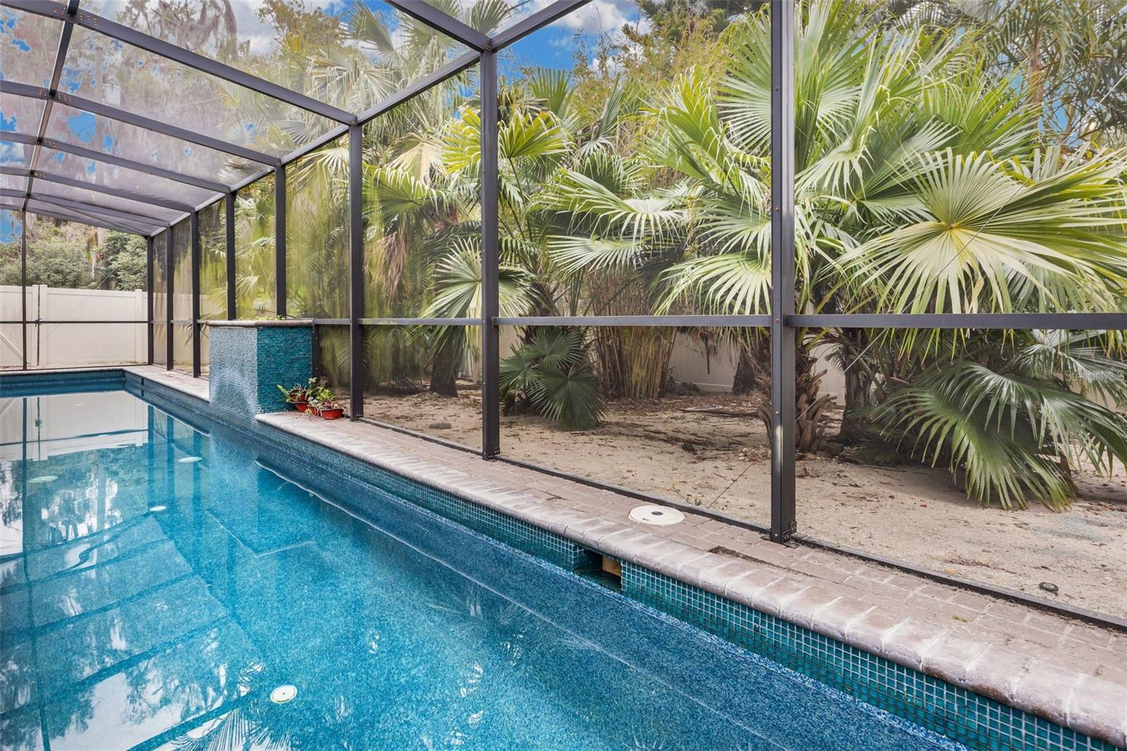 WINDERMERE TOWN - Residential Lease