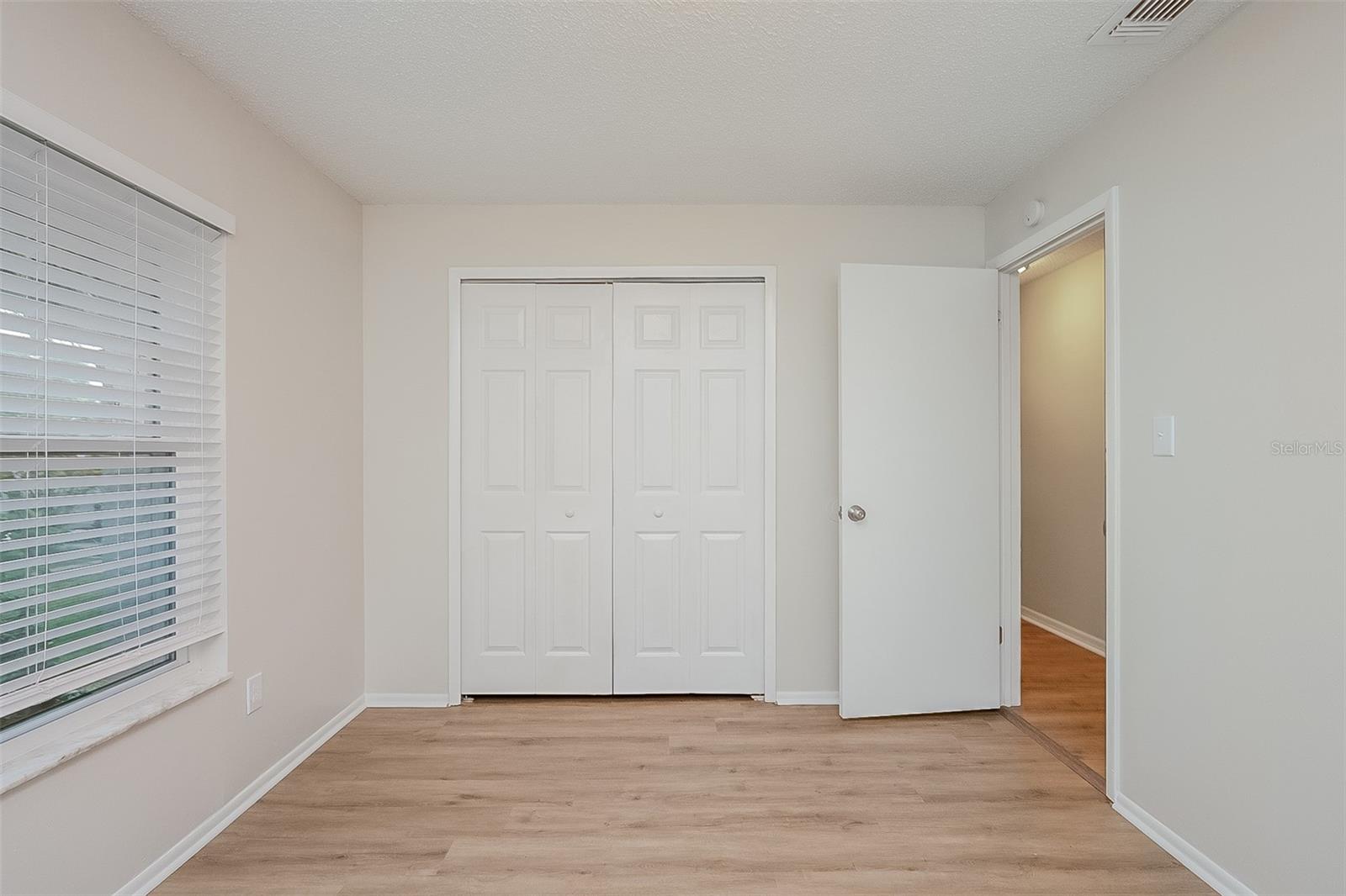 PEPPER MILL SEC 04 - Residential Lease