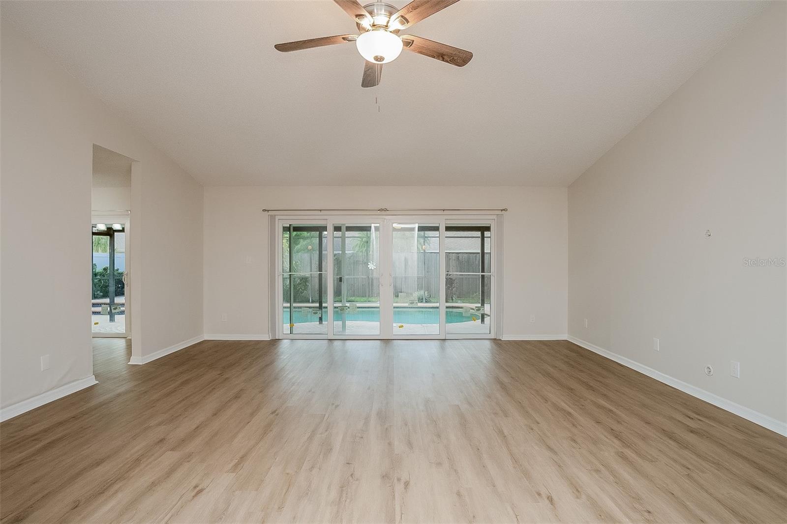 PEPPER MILL SEC 04 - Residential Lease