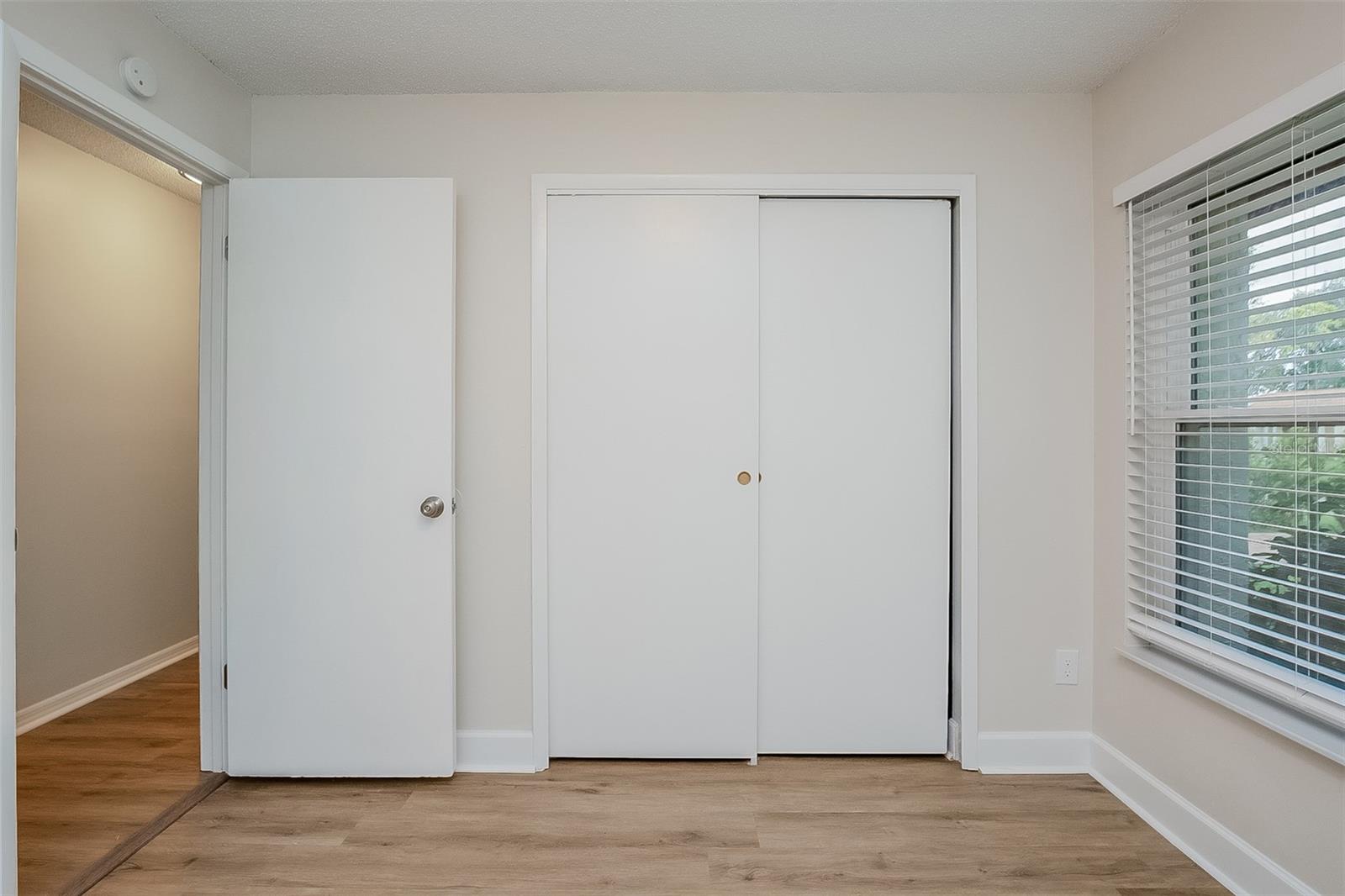 PEPPER MILL SEC 04 - Residential Lease