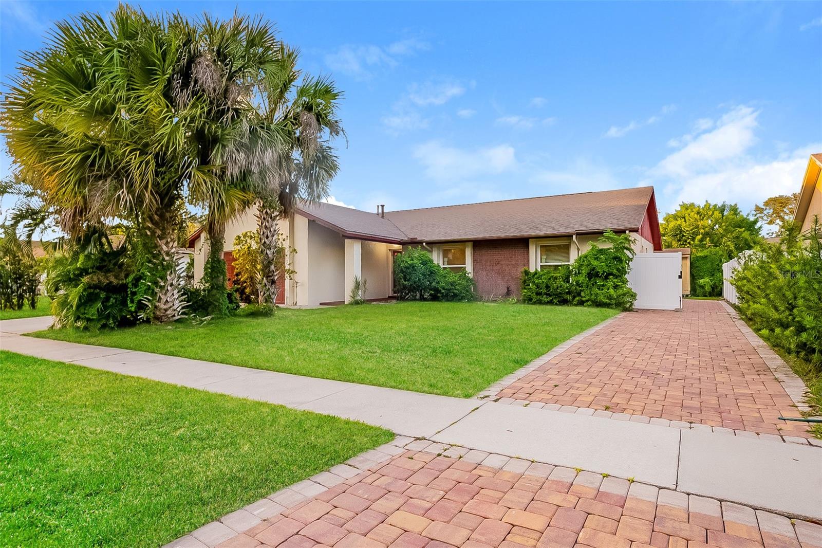 PEPPER MILL SEC 04 - Residential Lease