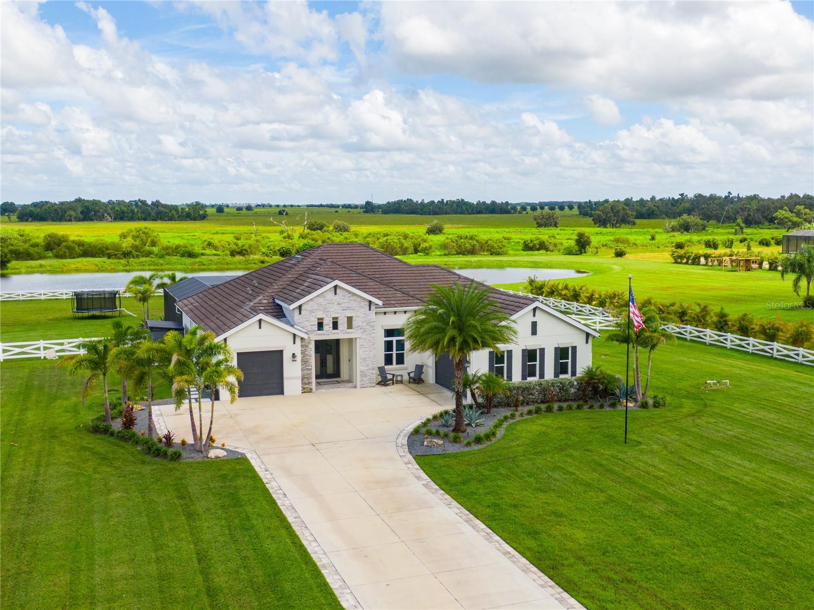 3527 QUIVER COURT, SARASOTA, FL, 34240 4 3527 QUIVER COURT