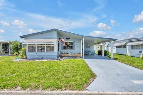 Photo of 91 Mauna Loa Drive, Leesburg, FL 34788 (MLS # G5112872)
