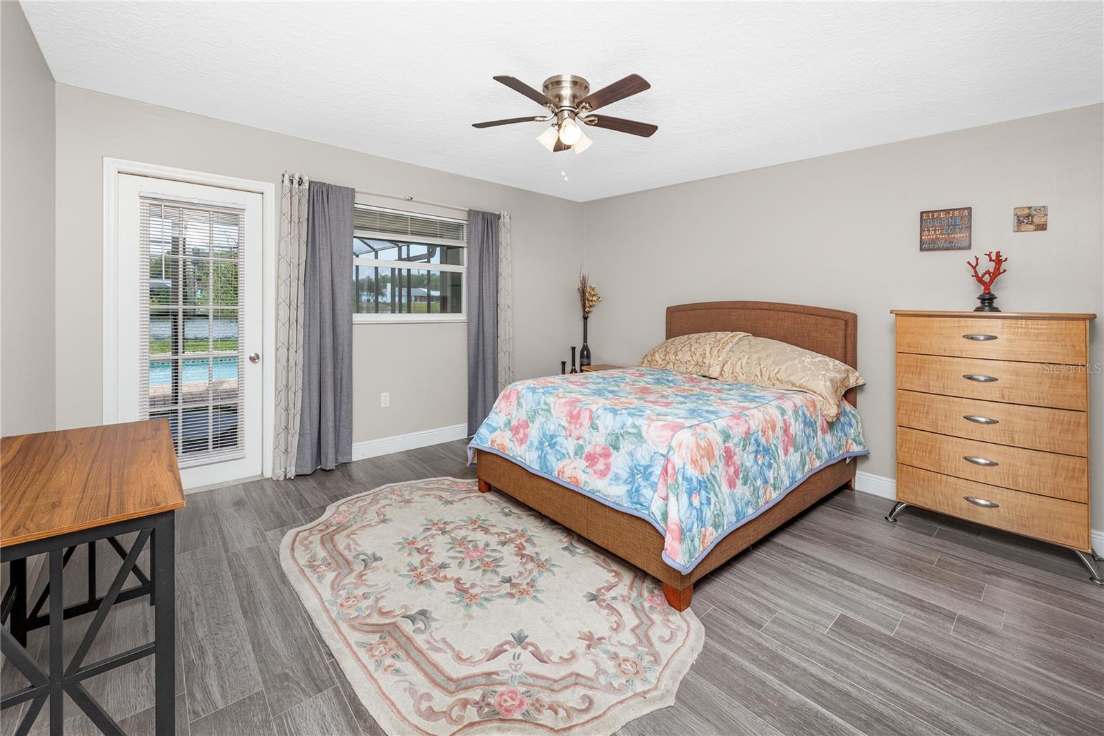 PARK LAKE ESTATES - Residential
