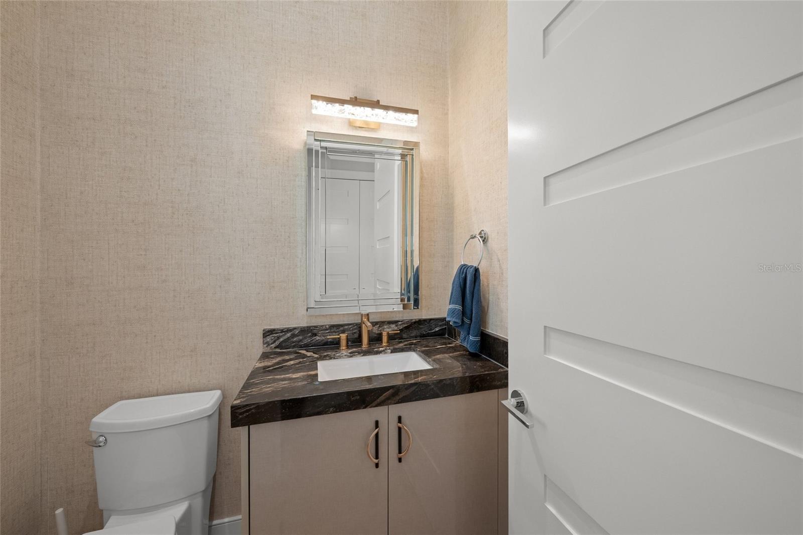 HANSENS SUB OPPOSITE PG IN PB - Residential