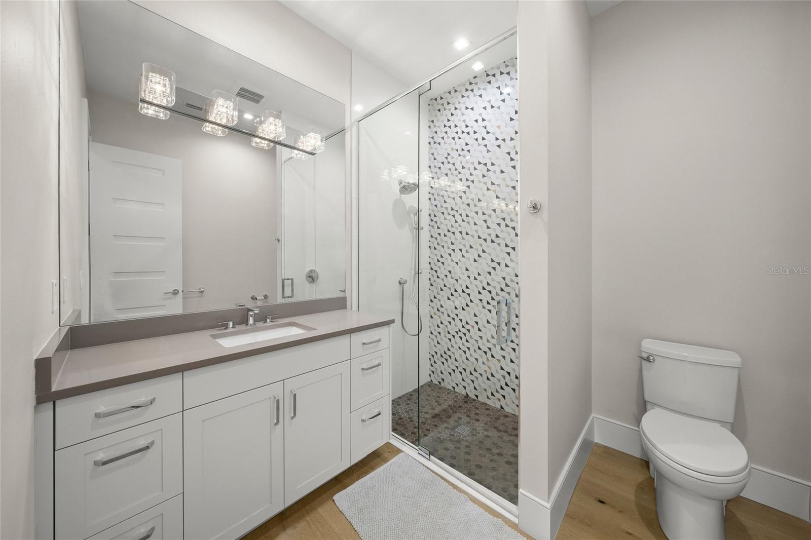 HANSENS SUB OPPOSITE PG IN PB - Residential